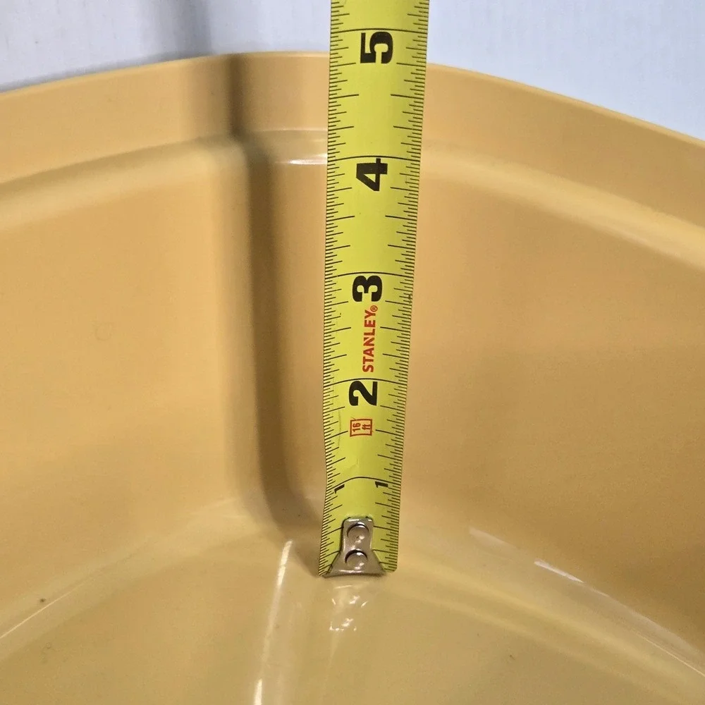 Tupperware vintage square